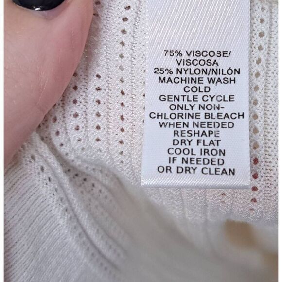 Ann Taylor LOFT Women's Cream Long Sleeve Sweater w/Side Buttons size Medium - Picture 6 of 7